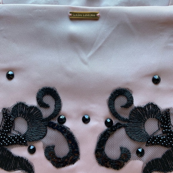 Lace-embellished silk top - Picture 7 of 7